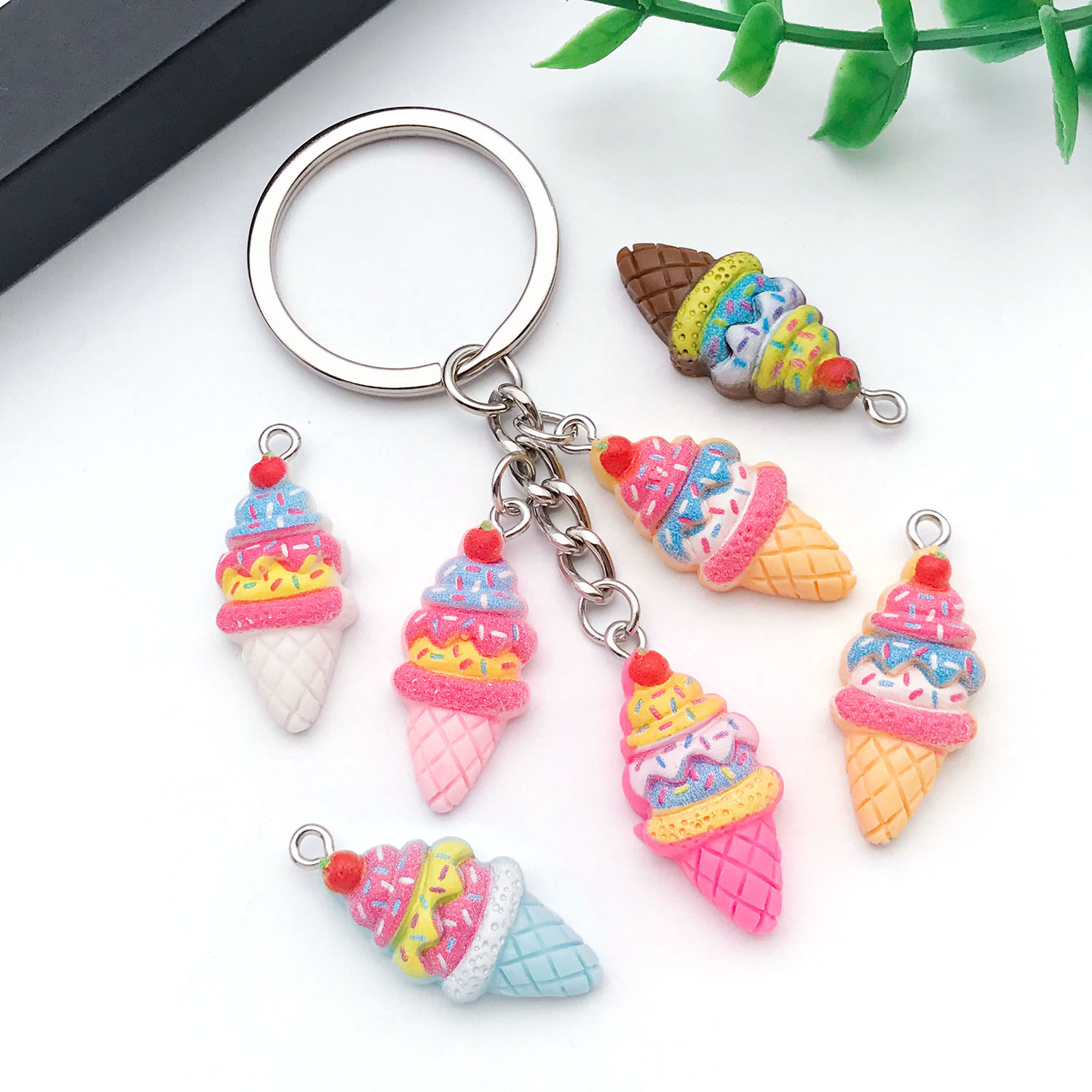 5/12pcs Resin Strawberry Ice C – Resin Art Keychain Bewertung und Preis